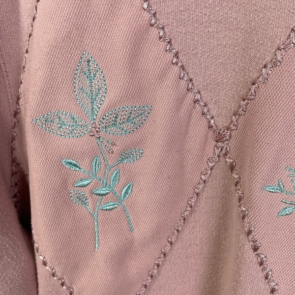 Alfred Dunner Vintage Oversized Pink Flower Sweater Medium Women’s - Picture 8 of 8